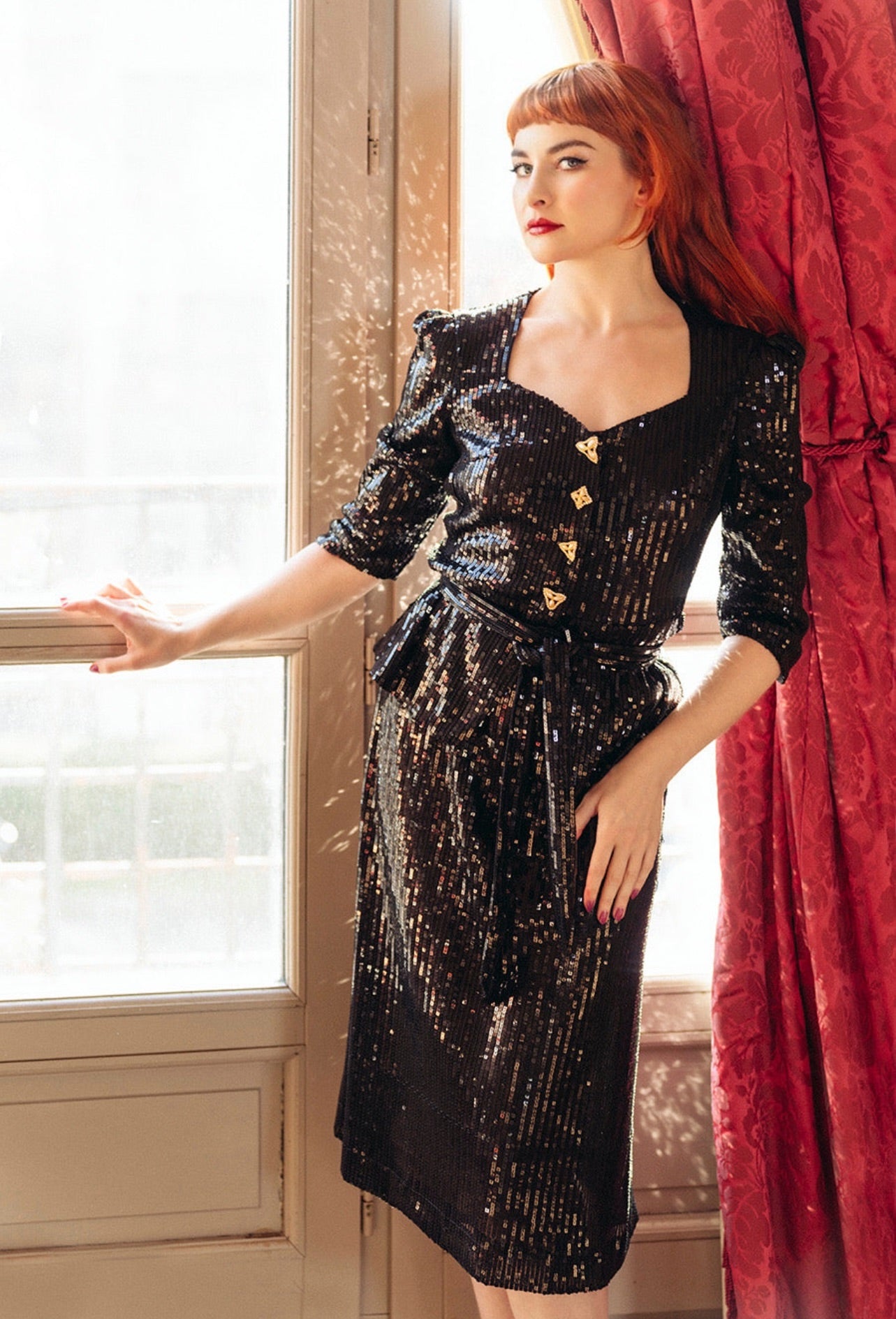 Siouxsie tailleur sequins