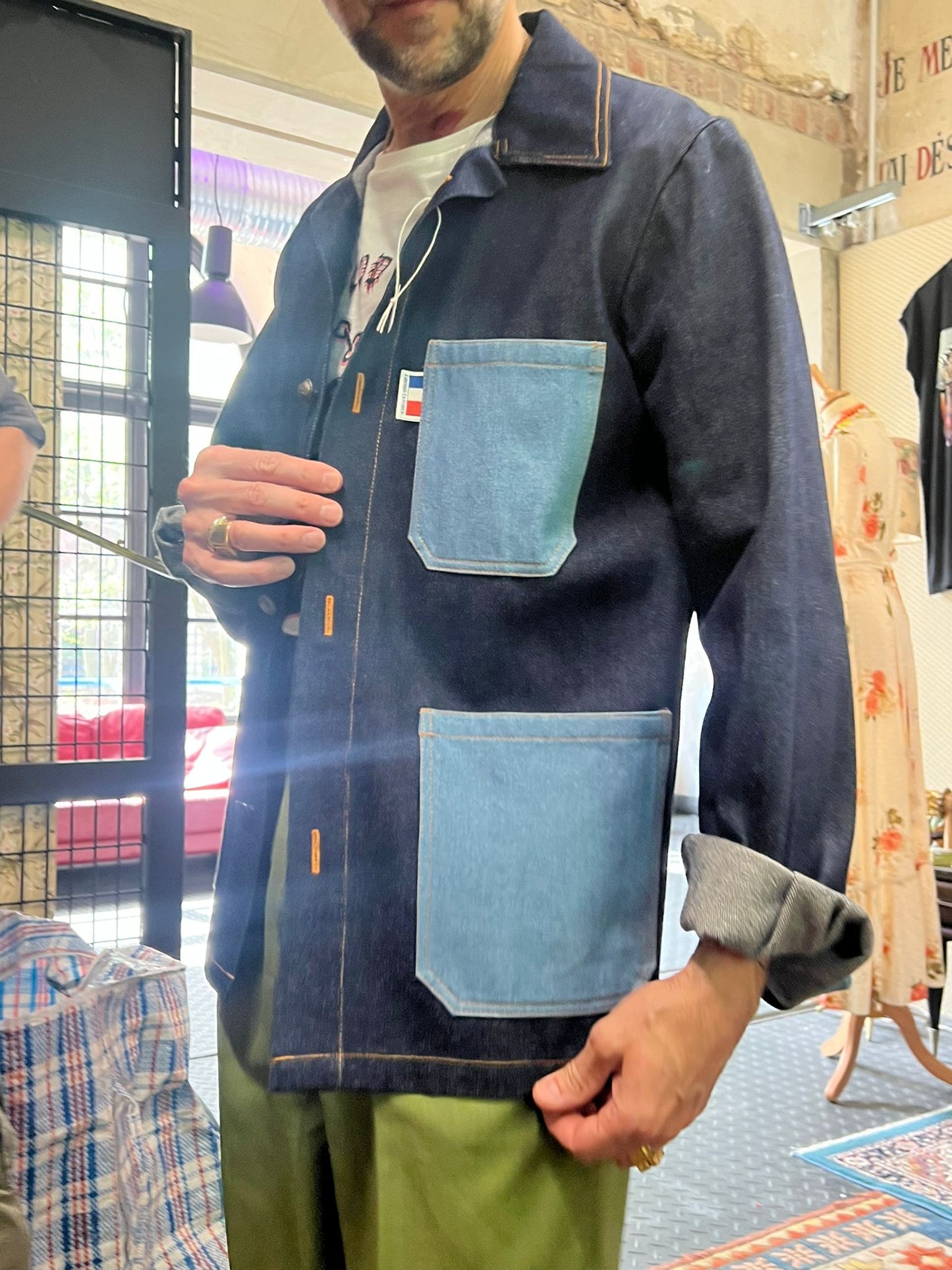 Veste de travail patchwork de jeans brut et délavé